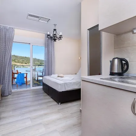 Maistrali 2 Bed & Breakfast *