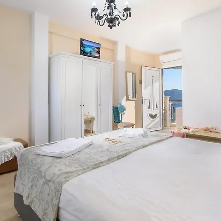 Maistrali 2 Bed & Breakfast Sarti