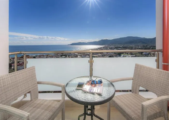 Maistrali 2 住宿加早餐酒店 萨尔蒂