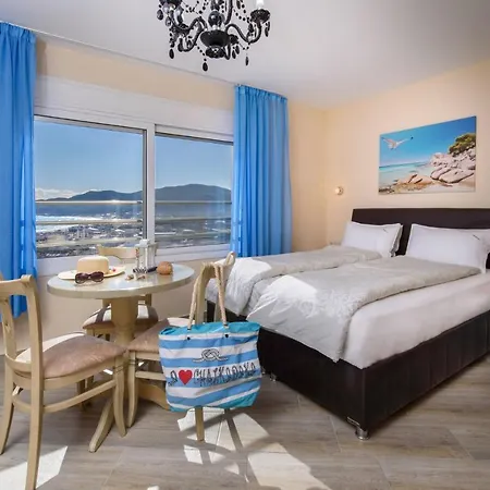 Maistrali 2 Bed and breakfast Sarti