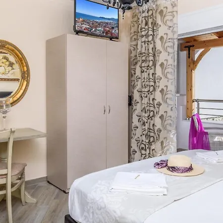 Maistrali 2 * سارتي