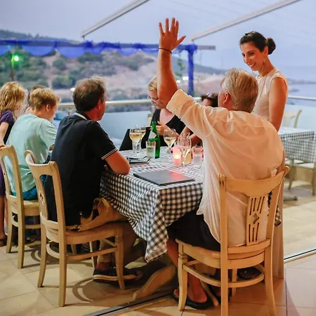 فندق مبيت وإفطار Maistrali 2 *