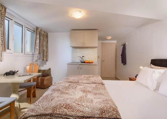 Maistrali 2 Frühstückspension *